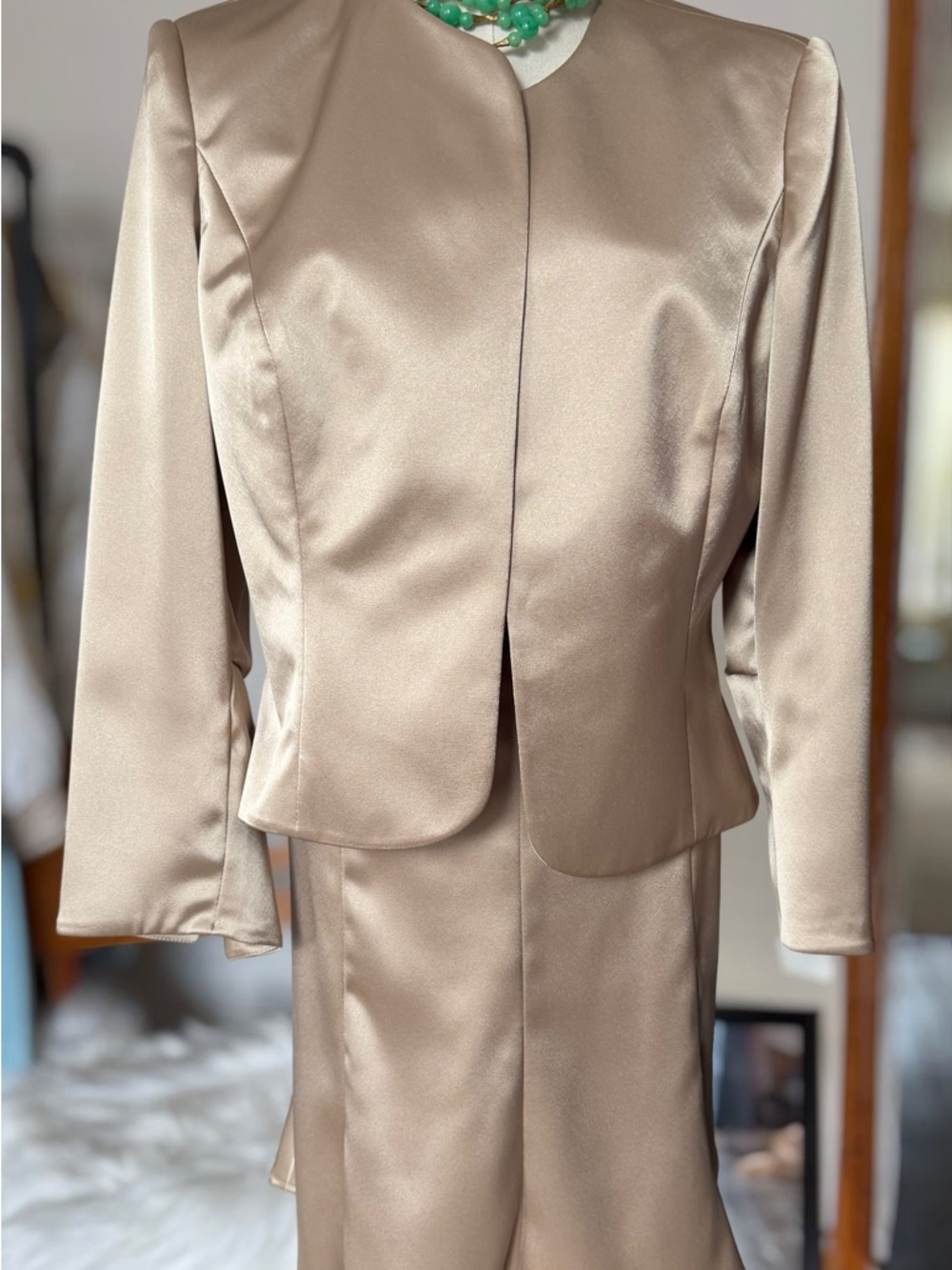 Craig Signer 3-piece Silk Suit designed for Saks Fifth Avenue. NWT